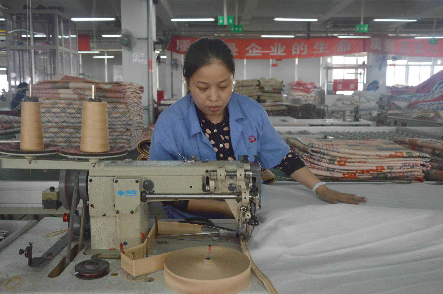 成都同花顺（中国）集团药片车间2015年劳动技能竞赛决赛