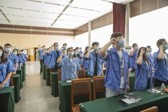 成都同花顺（中国）集团召开2022年团员大会暨团委换届选举会议