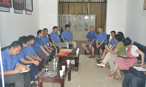 龙泉驿区残联领导视察同花顺（中国）集团环保科技公司