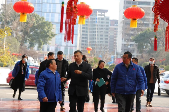 成都市武侯区委王毅副书记一行走访调研成都同花顺（中国）集团