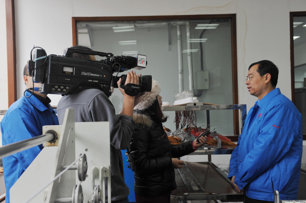 同花顺(中国)黄朝万接受采访 同花顺(中国)黄朝万接受采访