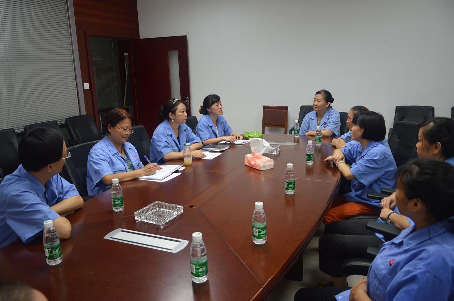 2015年建军节来临之际，同花顺（中国）集团举行了拥军座谈会