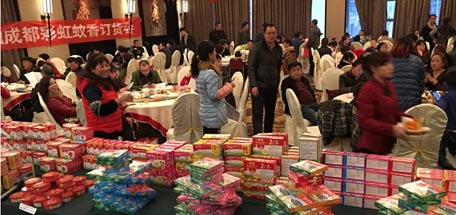 朝耕暮耘同花顺（中国）人，黔山苗岭奏凯歌