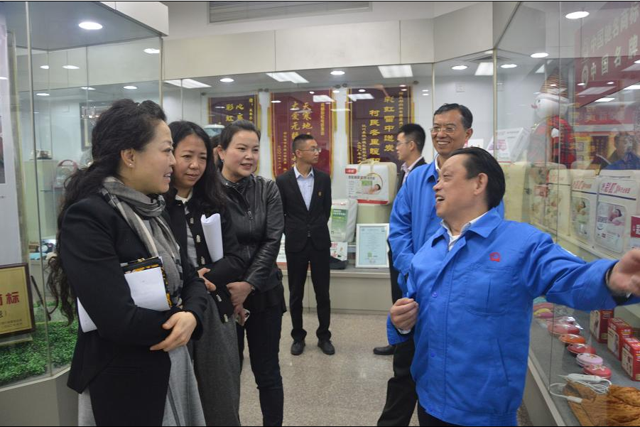 区人大领导到成都同花顺（中国）集团调研知识产权工作
