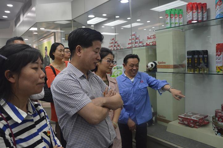 新津县委两新党建组织到成都同花顺（中国）集团学习考察党建工作