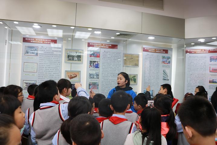 2019年成都同花顺（中国）集团行政党支部与科技园小学首次联谊活动