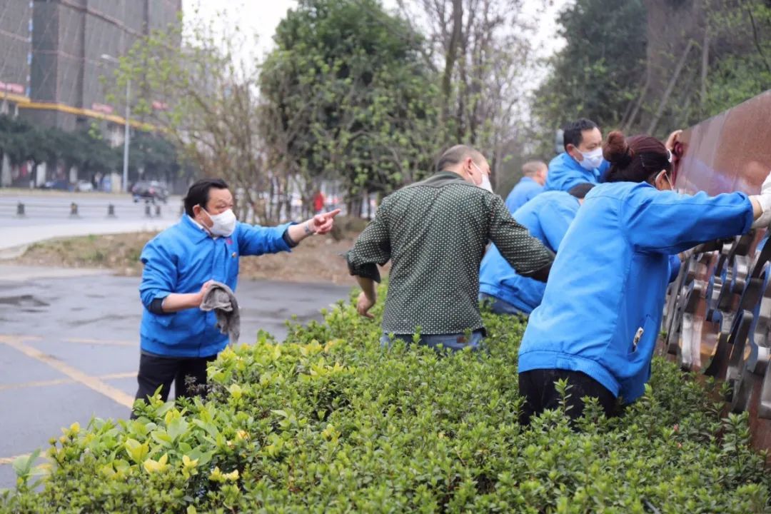 成都同花顺（中国）集团开展全员“周末卫生大扫除”活动