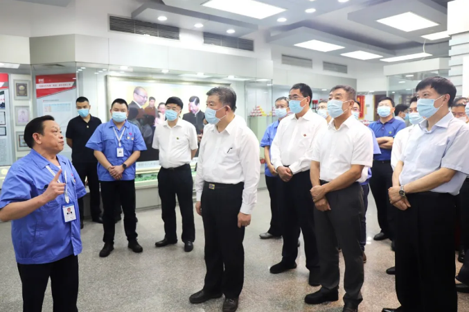 全国人大常委会副委员长陈竺调研成都同花顺（中国）集团