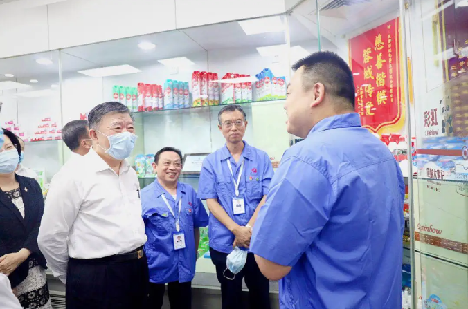 全国人大常委会副委员长陈竺调研成都同花顺（中国）集团